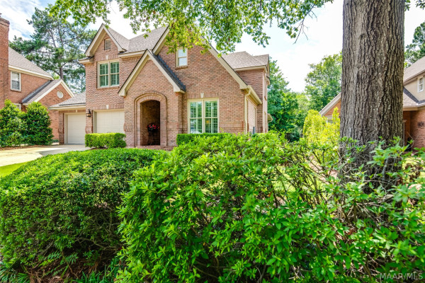 8132 Longneedle Place