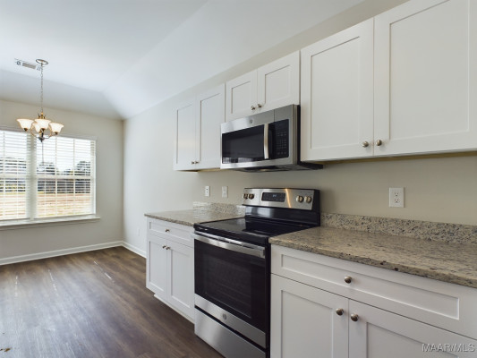 245 Brownstone Loop
