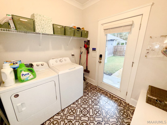 144 Avenue Of The Orchards .