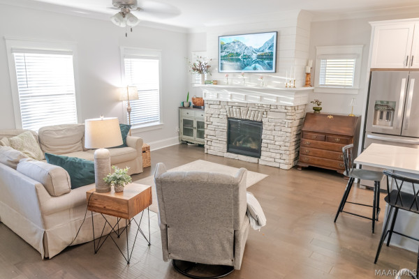 144 Avenue Of The Orchards .