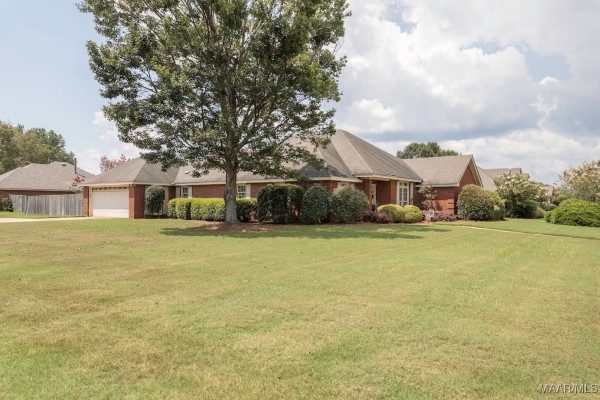 501 Red Oak Court