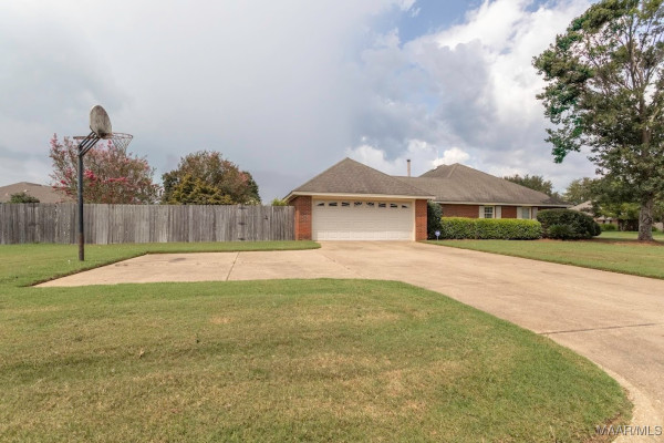 501 Red Oak Court