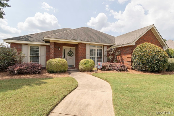 501 Red Oak Court