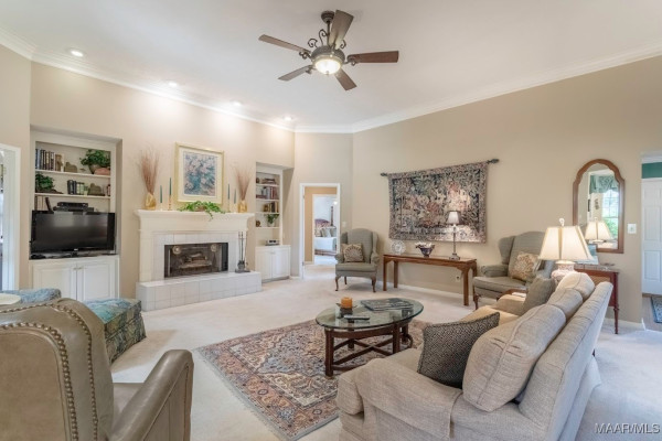 501 Red Oak Court