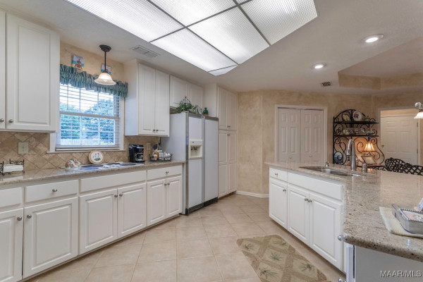 501 Red Oak Court