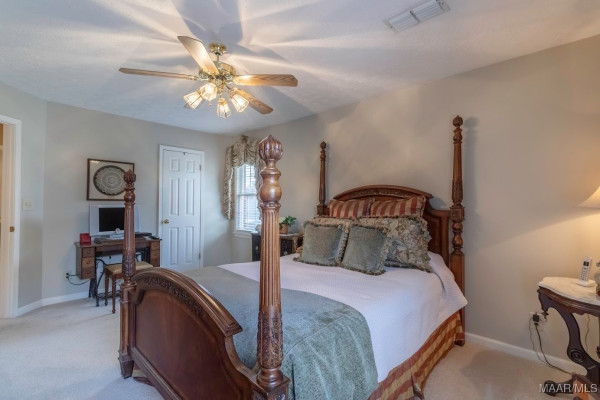 501 Red Oak Court