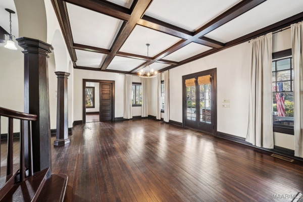 1311 Woodward Avenue