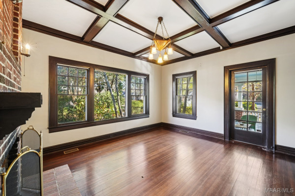 1311 Woodward Avenue