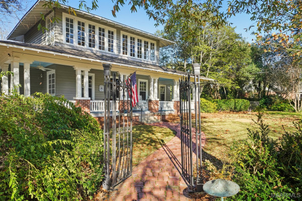 1311 Woodward Avenue