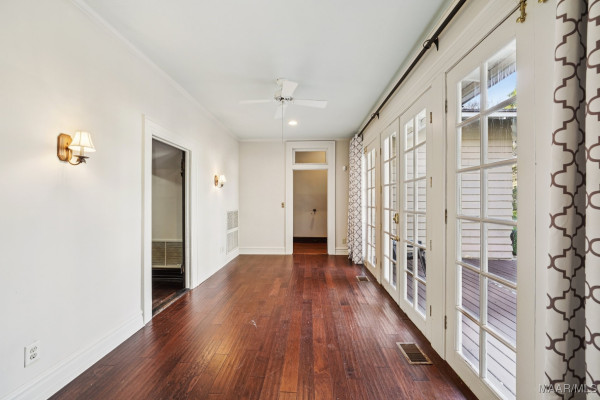 1311 Woodward Avenue