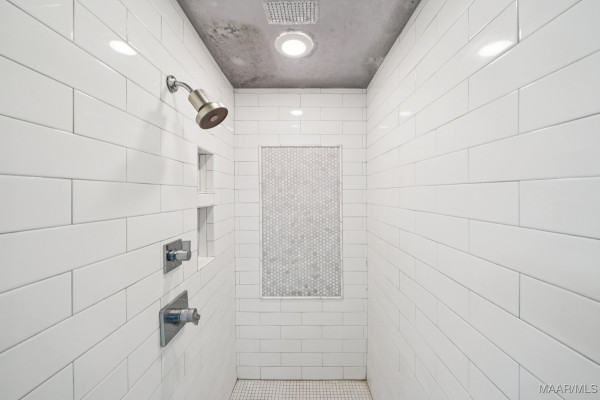 1311 Woodward Avenue