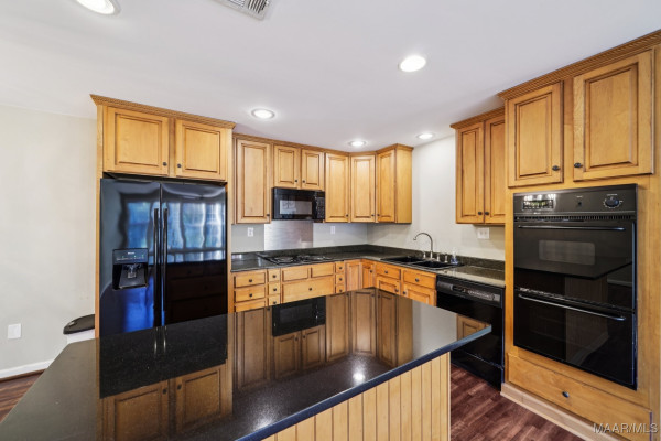 1311 Woodward Avenue