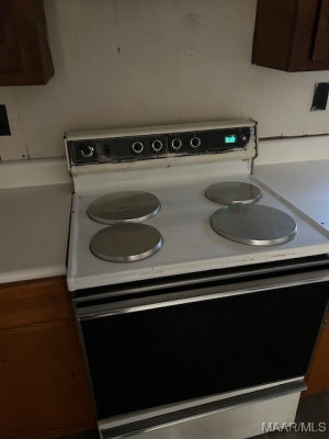 3906 Chatwood Street