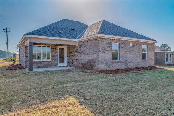 18 Coolidge Drive