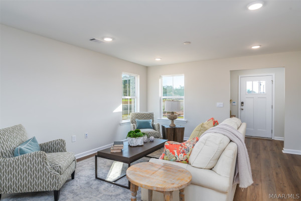 18 Coolidge Drive