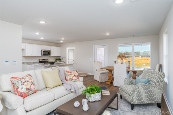 18 Coolidge Drive