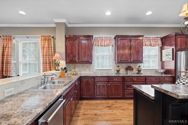 95 Chapel Hill Street