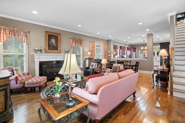 95 Chapel Hill Street