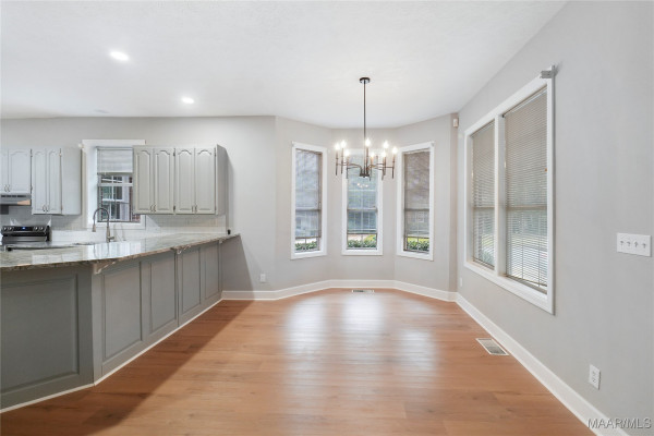 3394 Cloverdale Road