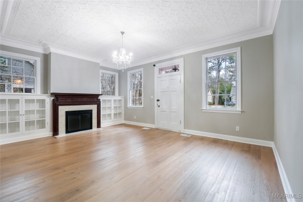 3394 Cloverdale Road