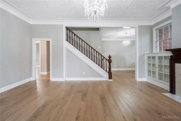 3394 Cloverdale Road