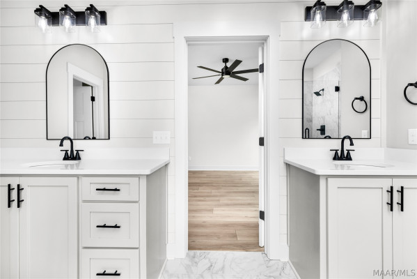 51 Lorie Lee Loop