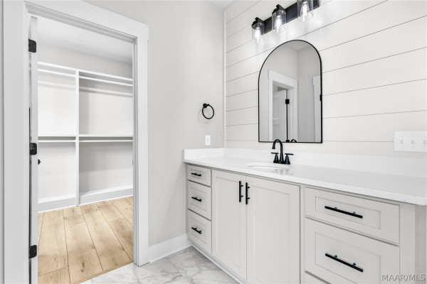 51 Lorie Lee Loop