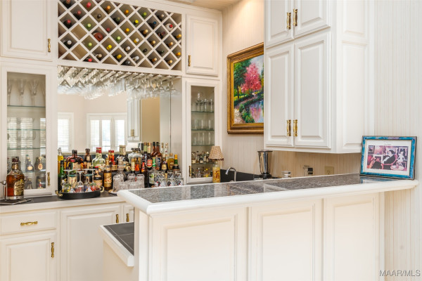 8189 Longneedle Place