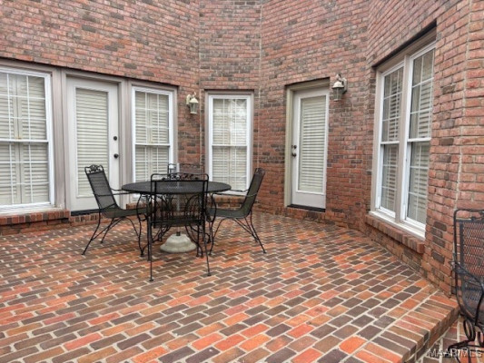 8189 Longneedle Place