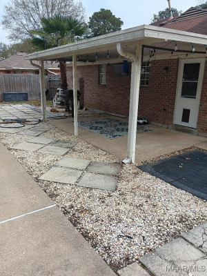 1049 COUNTRYSIDE Lane