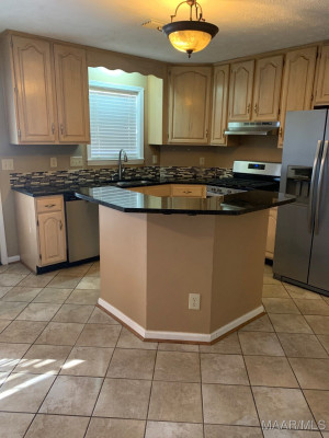 1049 COUNTRYSIDE Lane