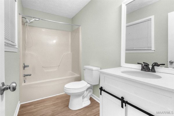 415 Forest Hills Drive