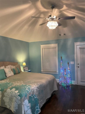 140 Avenue Of The Orchards Avenue