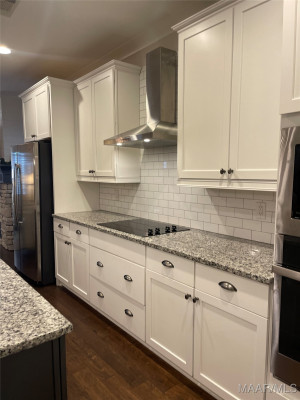 140 Avenue Of The Orchards Avenue