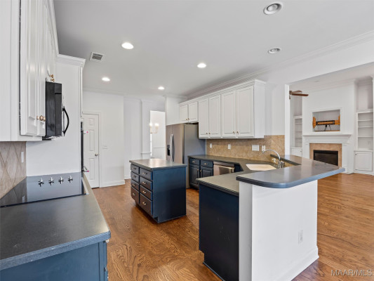 9431 Craftsman Place