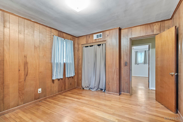 2702 Hermitage Drive