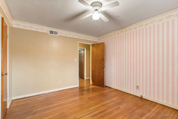 2702 Hermitage Drive