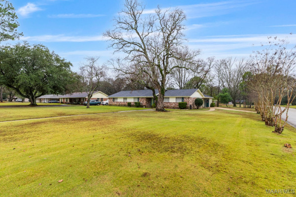 2702 Hermitage Drive