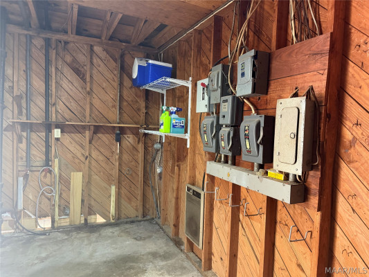 2702 Hermitage Drive