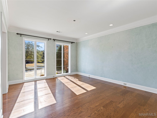 6311 Charles Towne Square