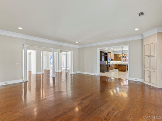 6311 Charles Towne Square