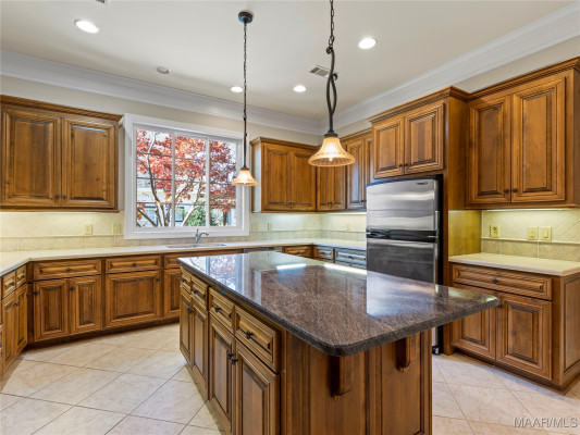 6311 Charles Towne Square