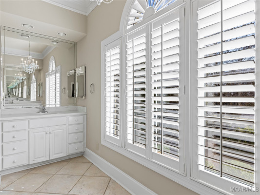 6311 Charles Towne Square