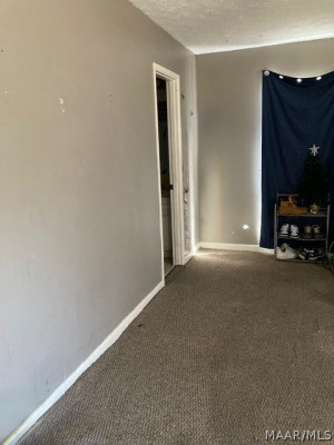 140 Greenleaf Drive