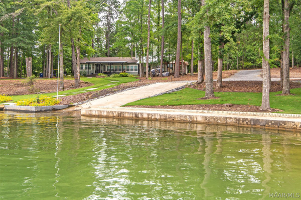 310 Fern Road