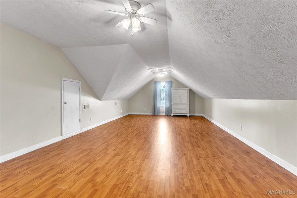 418 Flatwood Spur