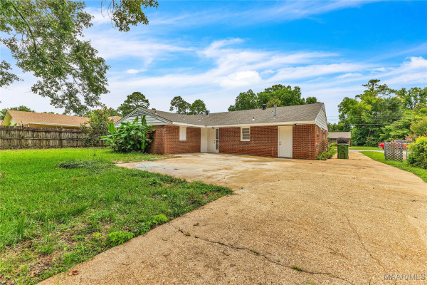 3556 PRINCE GEORGE Drive