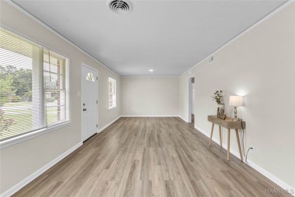 3556 PRINCE GEORGE Drive