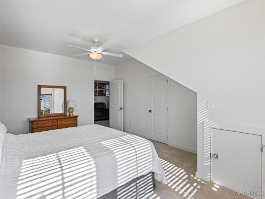 121 Hillbrook Drive