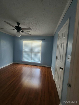 1715 FORMOSA Court